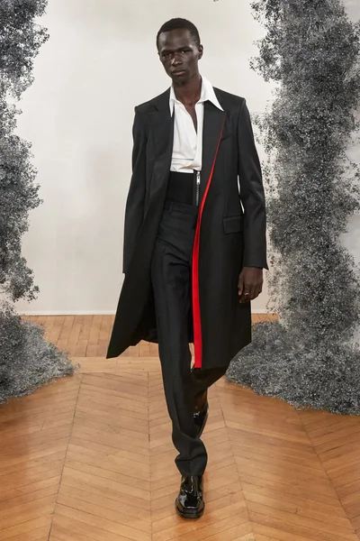 Look 32
